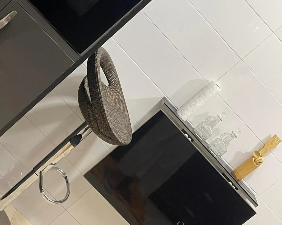 Adrarhost