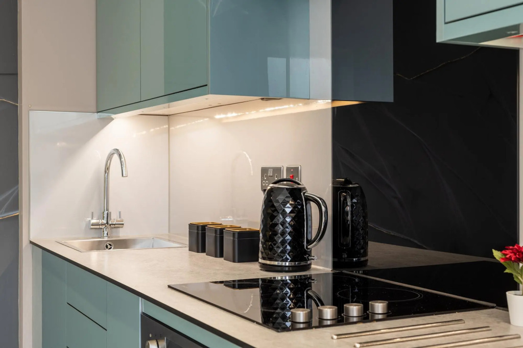 Amazing 1-Bed Apartment