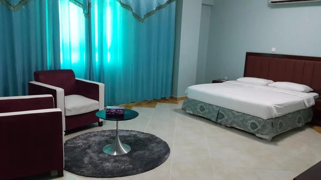 Golden Star Hotel