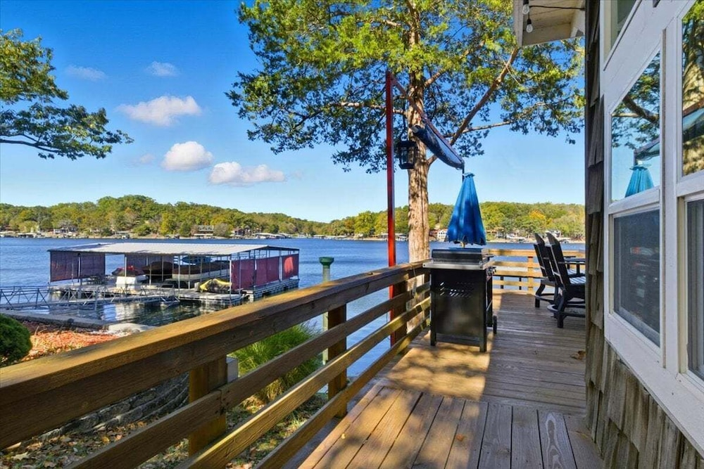 Lakefront Home w/ Private Dock, Boat Slip, Firepit & Sunset Views at MM5