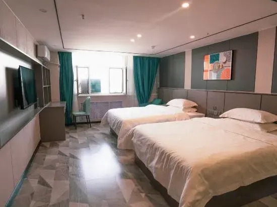 Licheng Hotel (Urumqi Diwobao International Airport Branch)