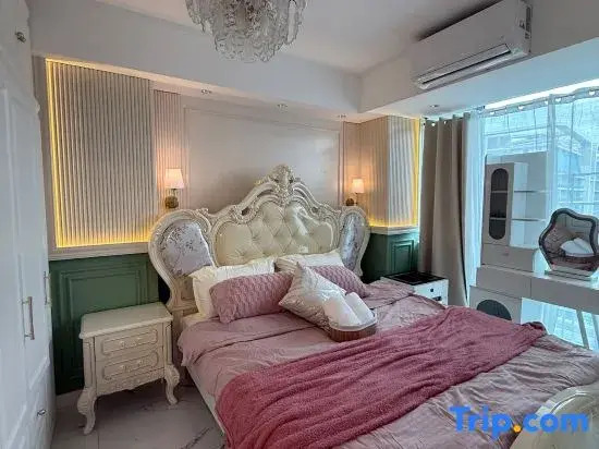 Luxury 2BR Deluxe Azure Resort Beachview Suite with Bathtub & Smart toilet