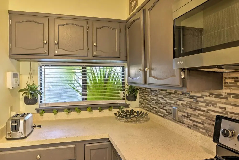 1 Block to Shore: Family Condo in Myrtle Beach!