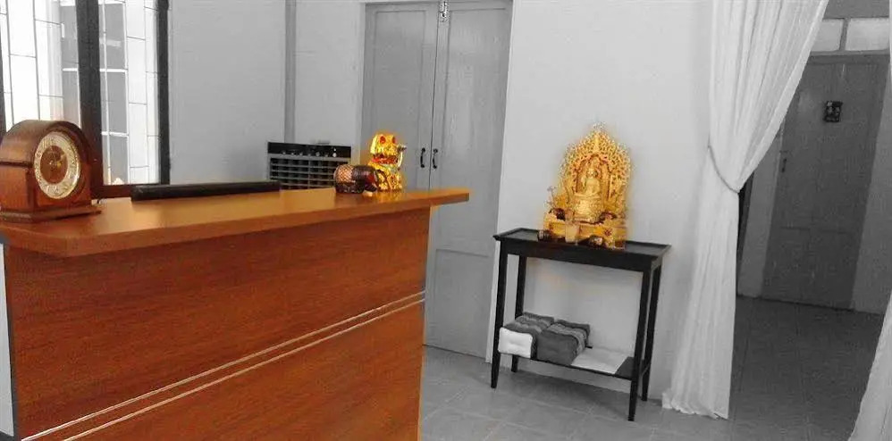 Baan Sathorn Backpacker Hostel