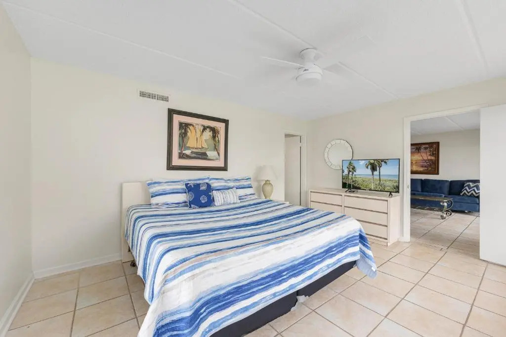Sea Place 14164, 3 Bedrooms, Sleeps 8, Ground Floor, Pool, Tennis, WiFi