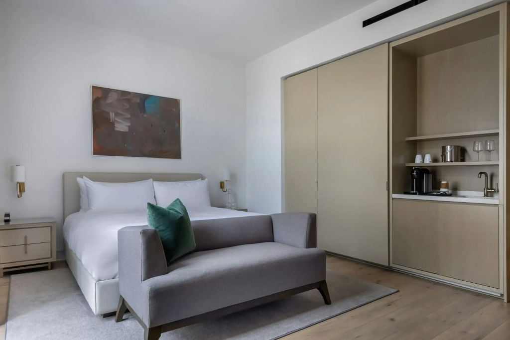 La Colombe dOr Hotel