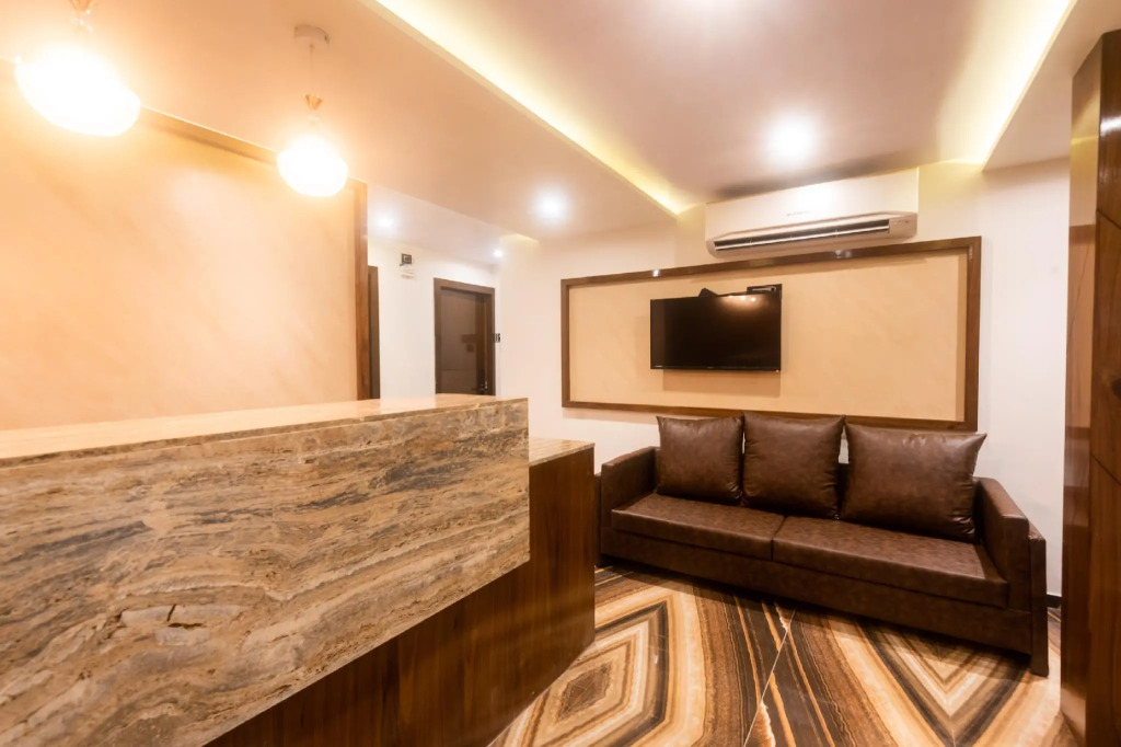 Capital O 43946 Hotel Tirumala