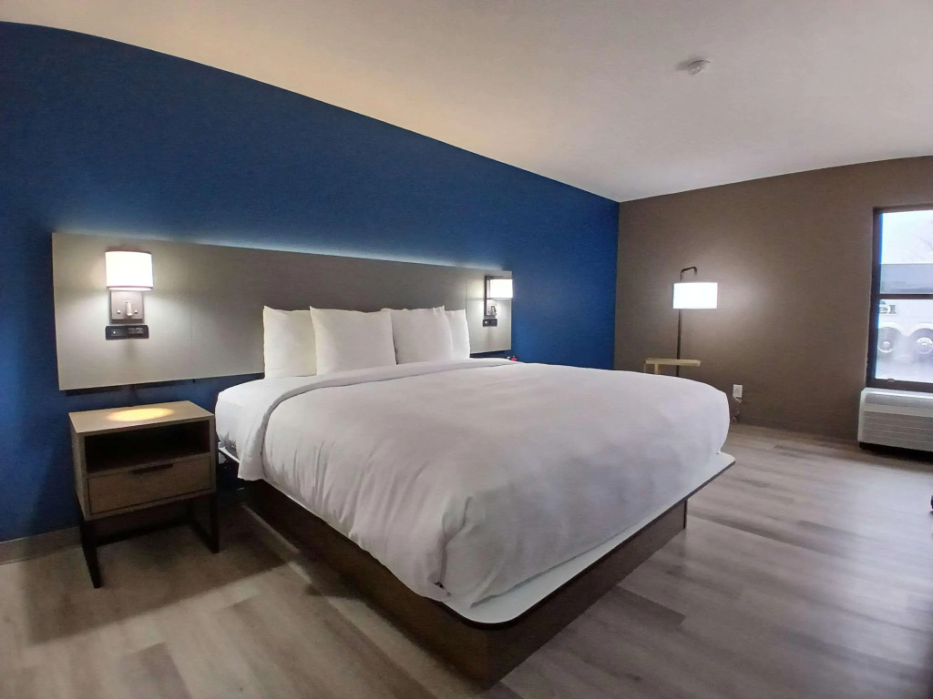 Comfort Inn near Downtown & Blue Ridge PKWY