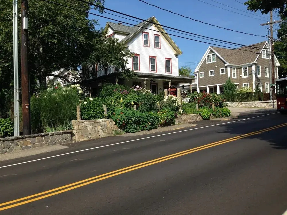 Scotch Hill Inn