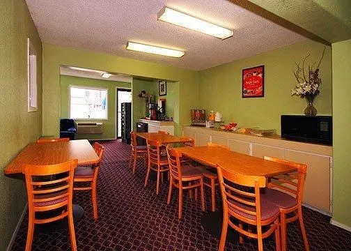 Regency Inn and Suites Bay City, Texas