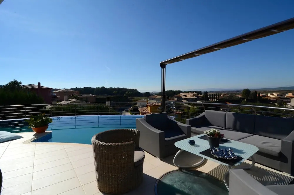 Villa Blue House