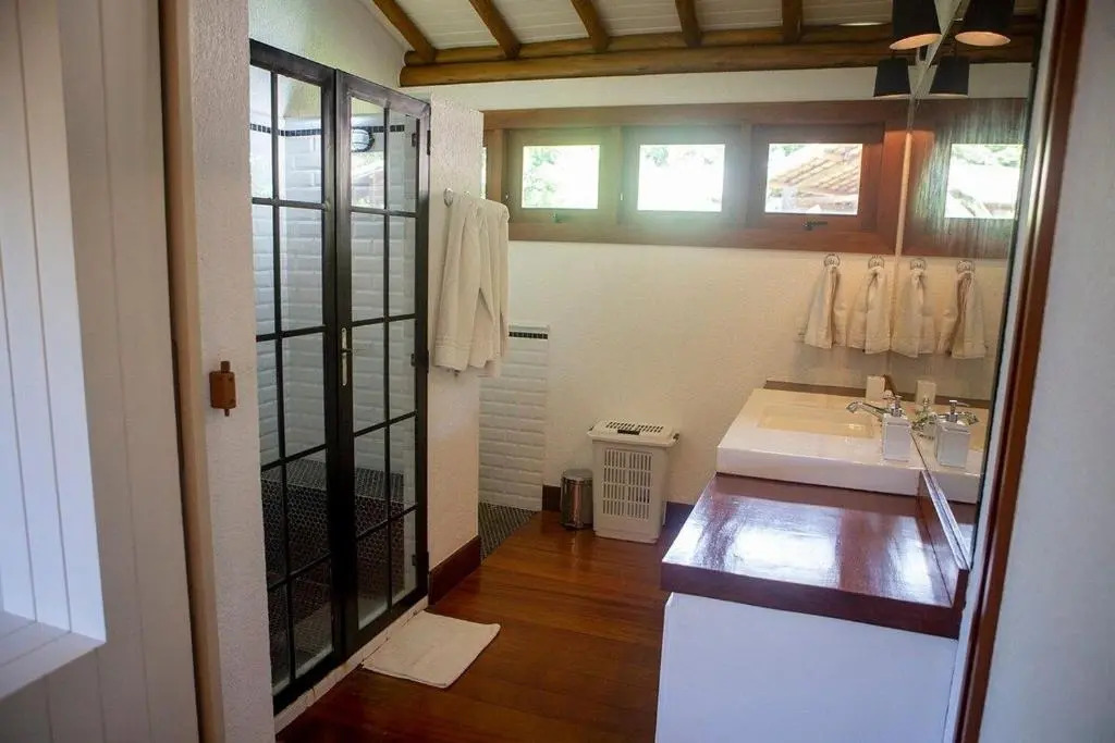 Excelente casa, pé na areia, no melhor de Arraial