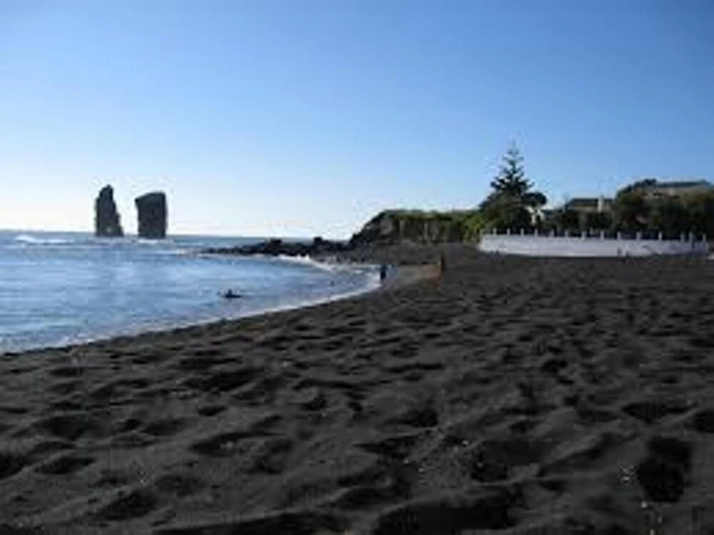 House With 3 Bedrooms in Mosteiros, With Wonderful Mountain View and E