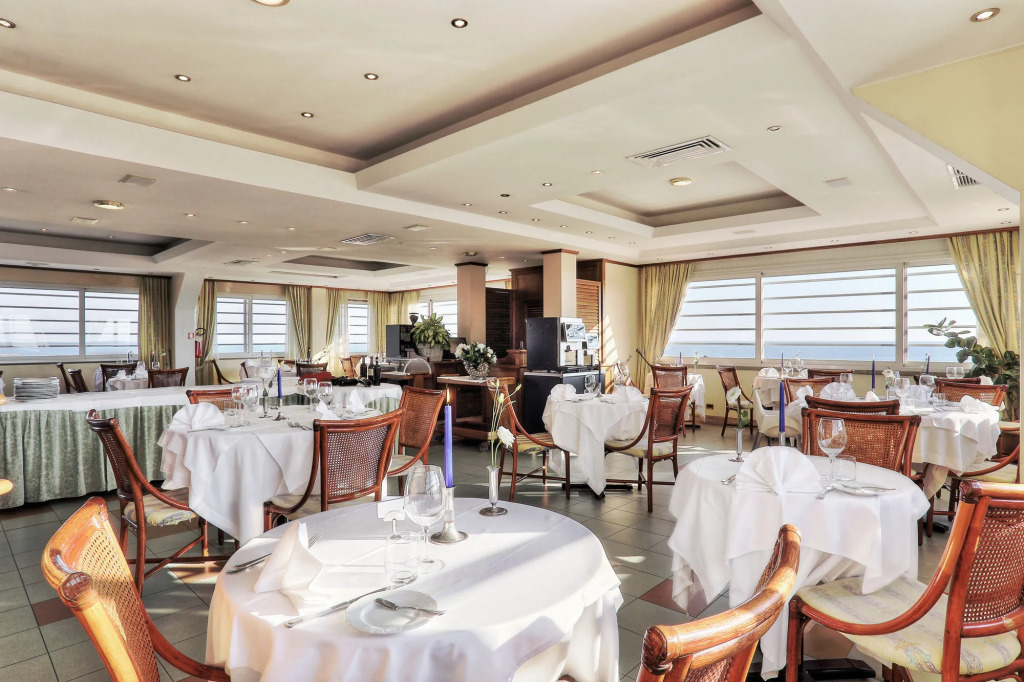 Vintage Hotel Tornese - Business & Events
