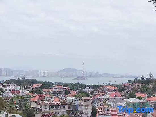 Xinyaqi Sea View Villa