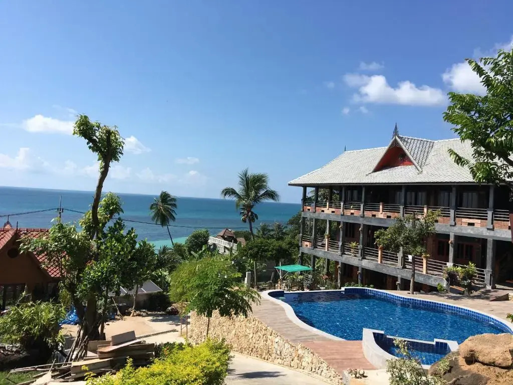 Sea Rock Resort