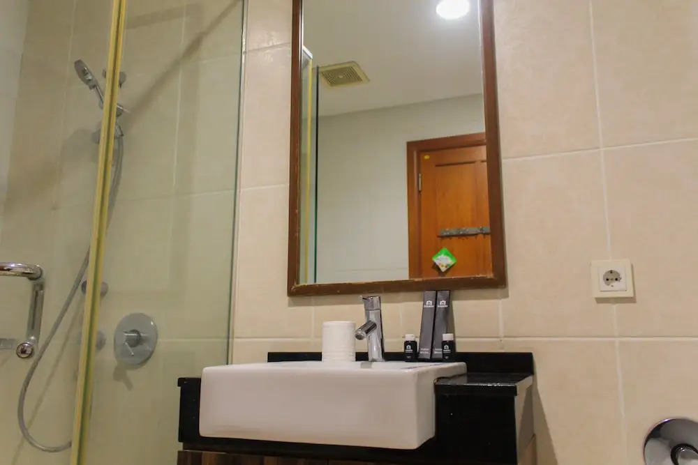 Spacious And Nice 2Br At One Cik Ditiro Apartment