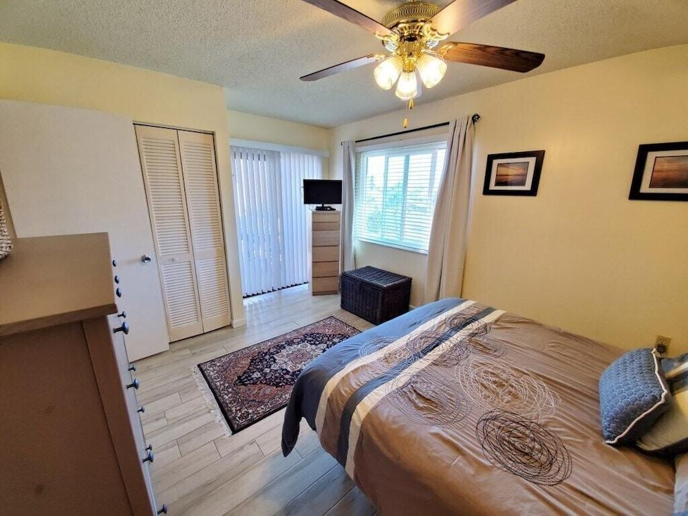 Ocean Village Club K22