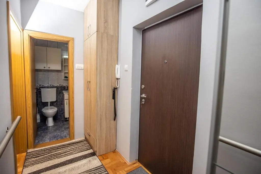 Apartment Sole