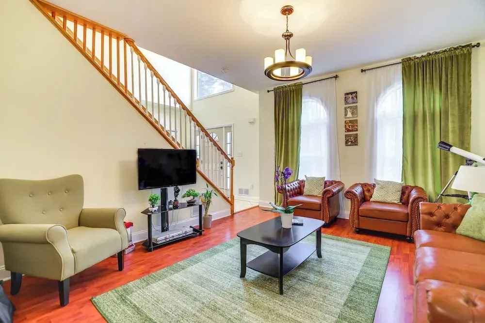 Pet-friendly Tobyhanna Escape Near Hiking & Skiing