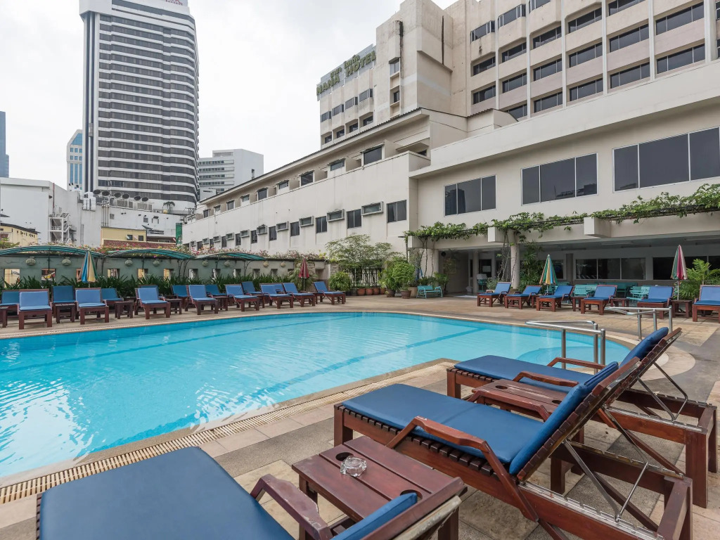 Nana Hotel