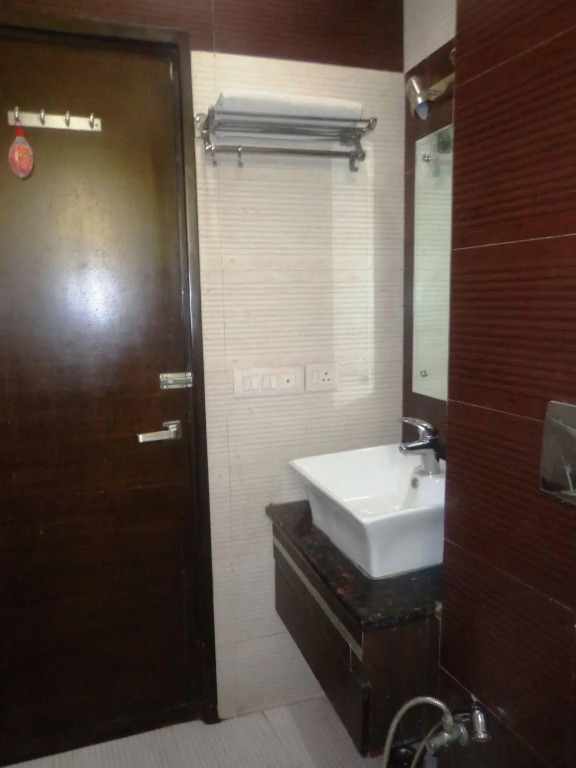 Hotel Millennium 2000 DX