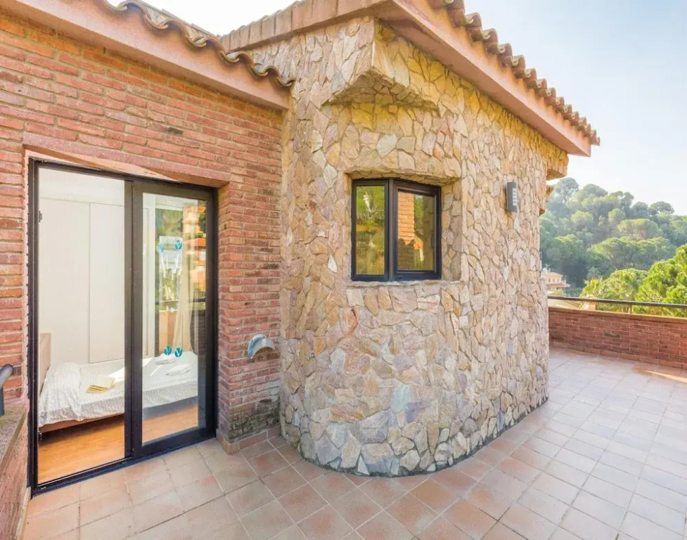 Villa in Costa Brava Near Cala Canyelles Beach