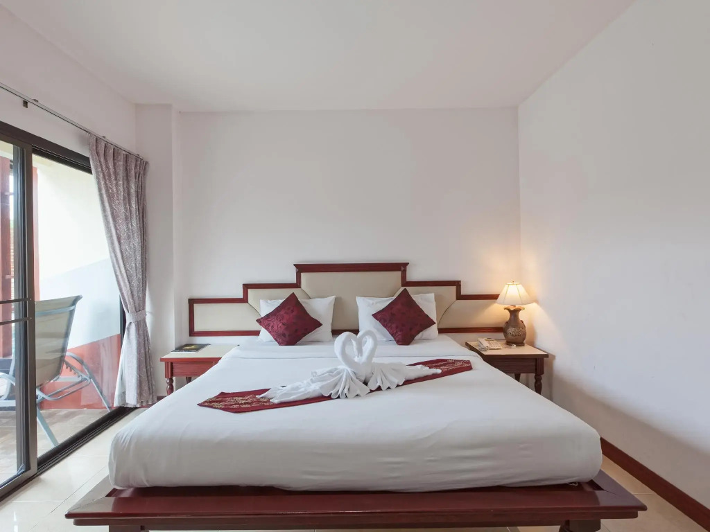 Mei Zhou Phuket Hotel - SHA Plus