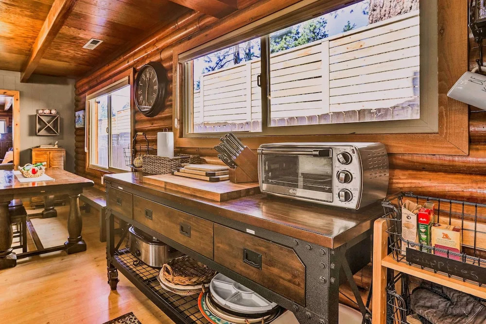 Dog-friendly Kings Beach Log Cabin w/ Hot Tub!