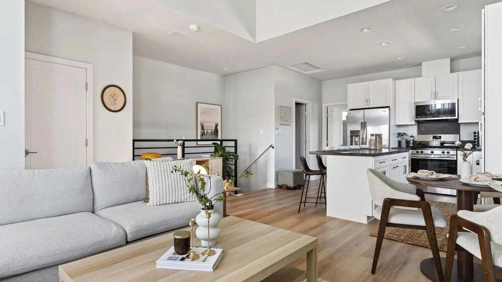J Street by Avantstay Sun-filled Two-story Home Near Balboa Park + Gaslamp Quarter