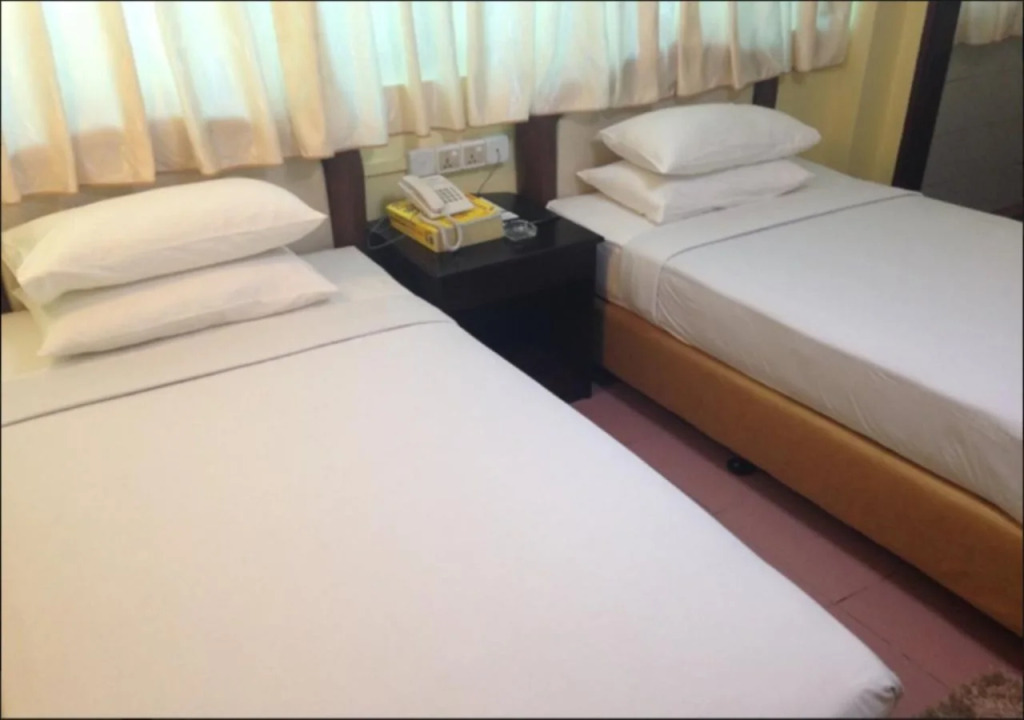 Royal 74 Hotel