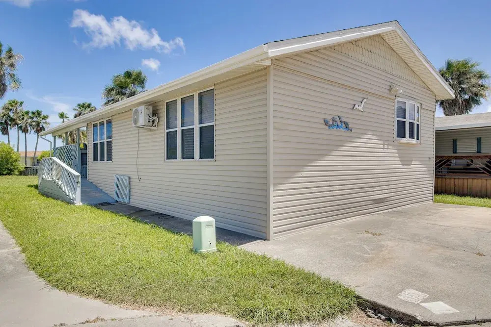 4 Mi to Beach: Home w/ Pool & Golf in Port Isabel!
