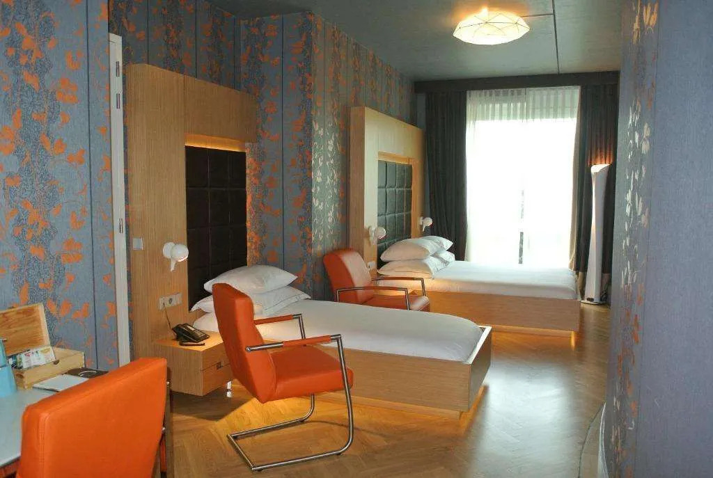 Amadi Park Hotel