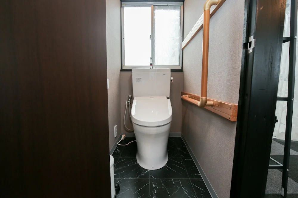 Modern Japanese Style House Mineo Shoten