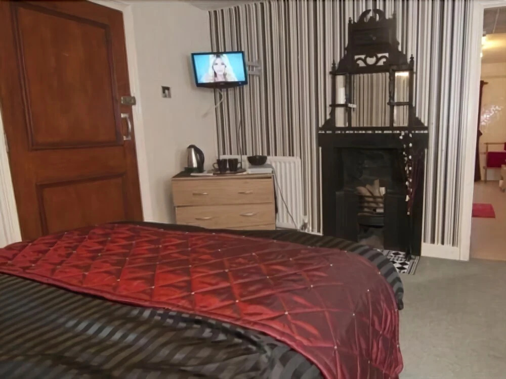 Holland arms hotel