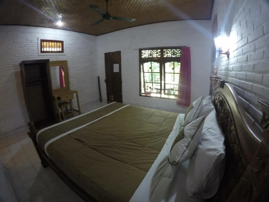 Ekas Homestay