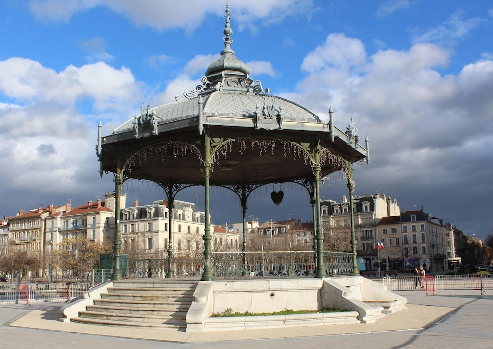 TULIP Hotels & Residences - Valence Sud Guilherand Granges