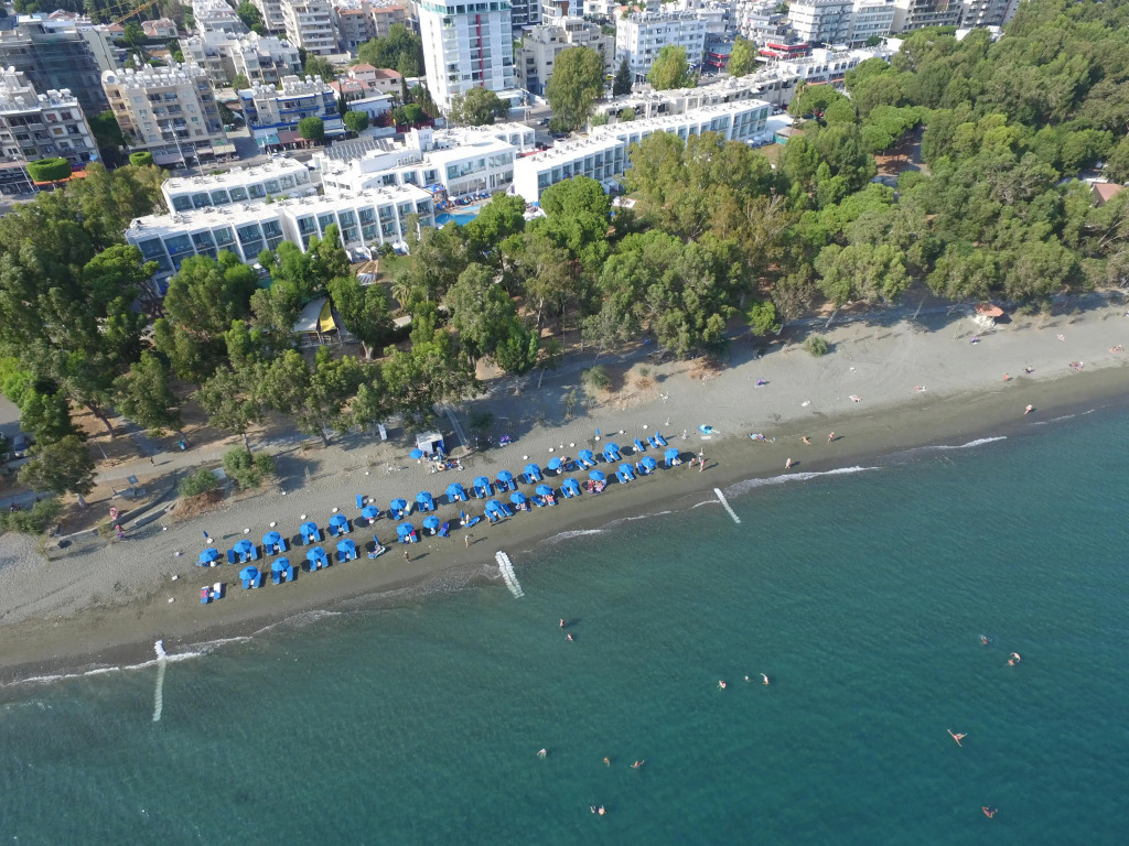 Park Beach Hotel