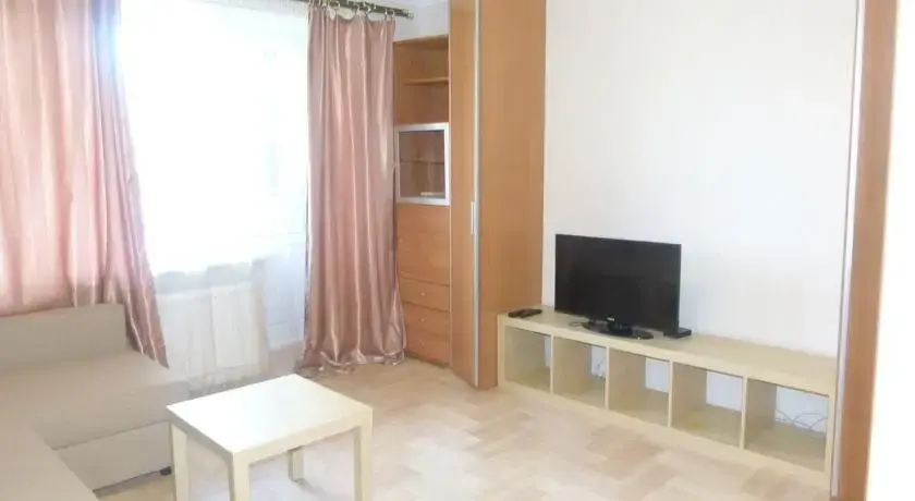 Apartments on Tikhoretskiy
