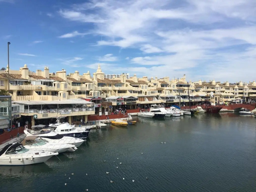 Magnificent Port-Beach 5* Luxury Residence