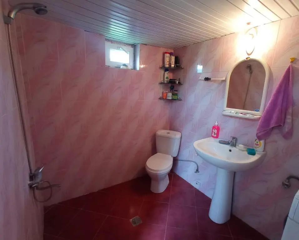 Iamzes Guest House