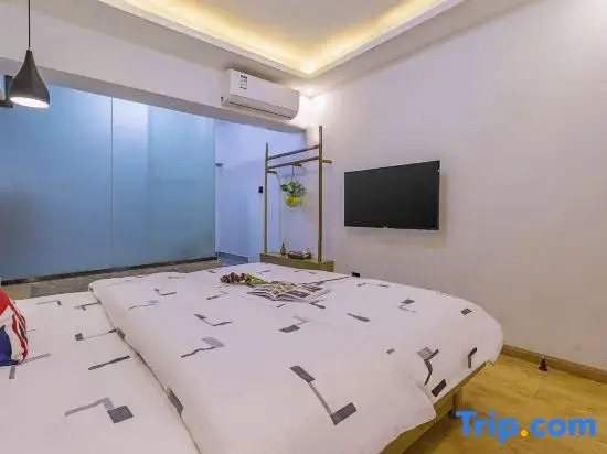 Kaiya Hotel (Kunming Yuantongshan Honghui Hospital Store)