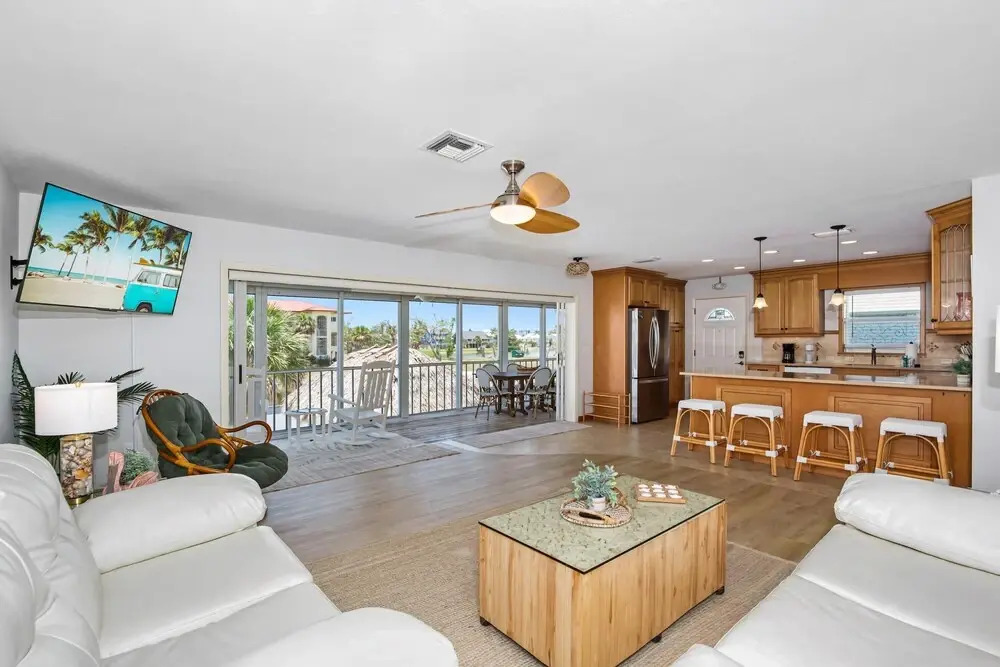 Vallies Villa & Montys Place by Sun Palace Vacations
