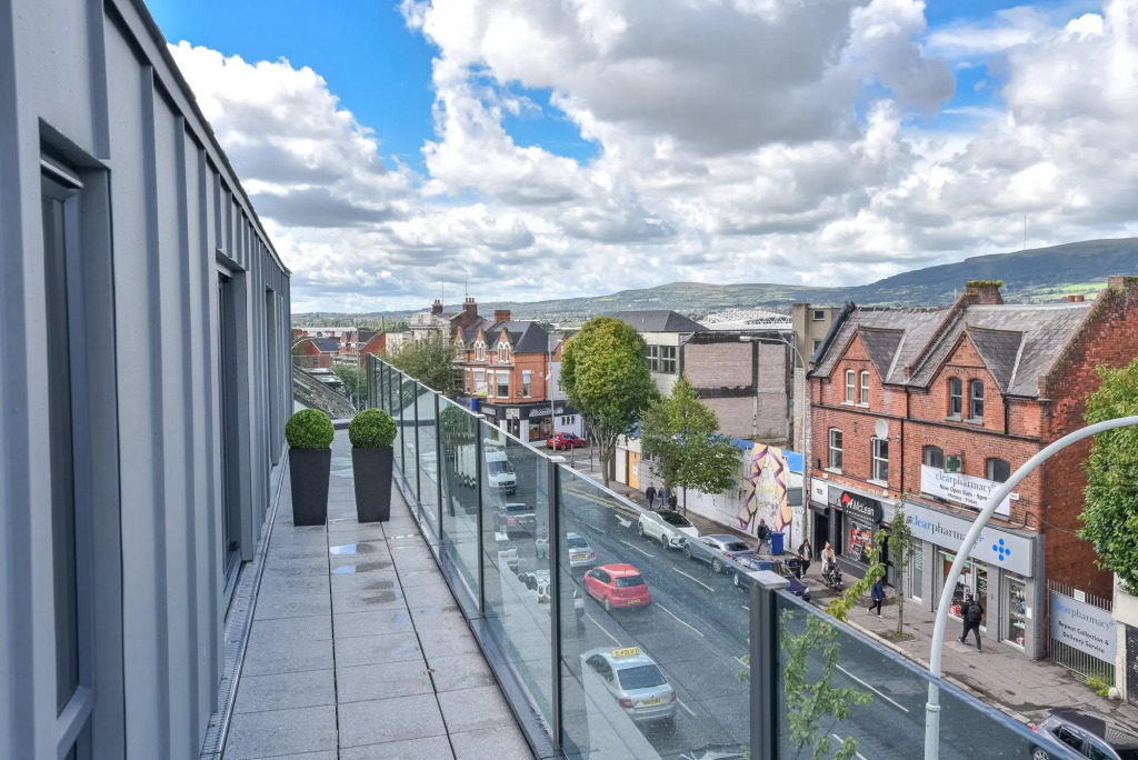 Beehosting Belfast Limited - St Thomas Hall