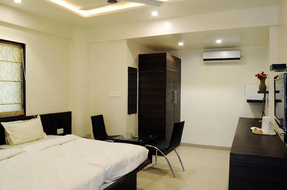 Hotel Suresh Inn