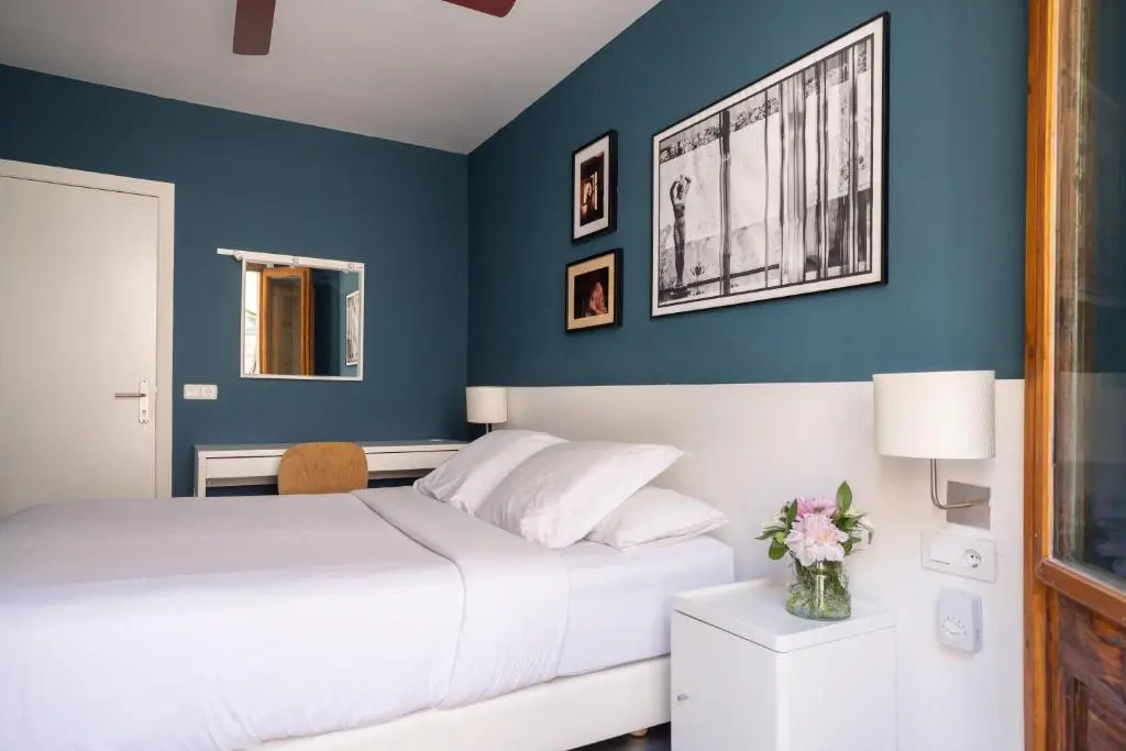 Hostal Sol y K