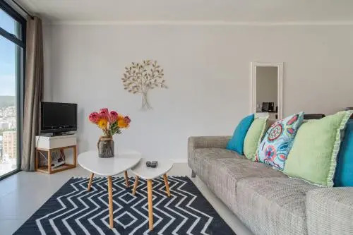 Four Seasons Apartments