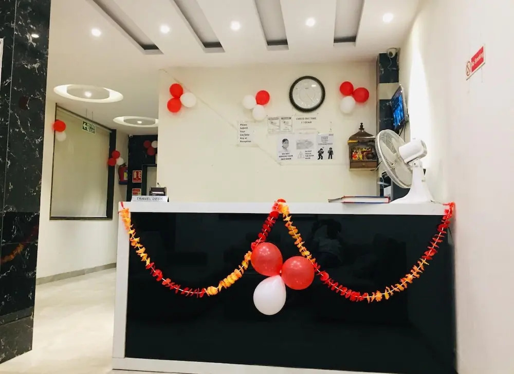 Hotel Aerocity Golden