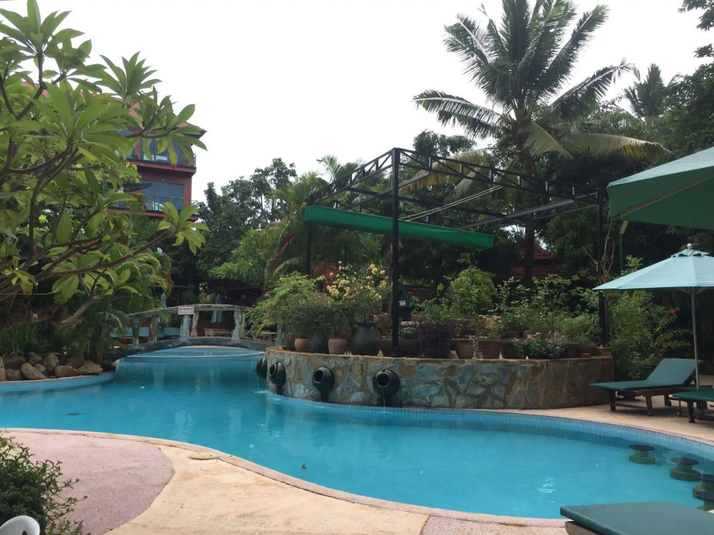 L'Elephant Blanc Resort