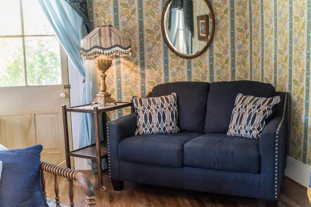 The Mulberry Inn -An Historic Bed and Breakfast